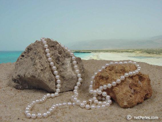 Freshwater cultured pearl necklace 90 cm, 6.5-7 mm, white, AAA